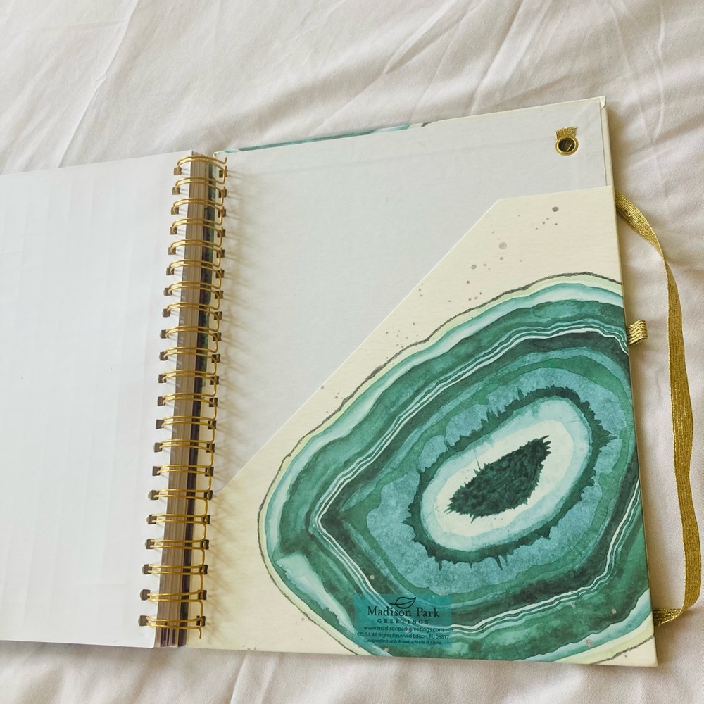 Daily Planner (Includes Stickers!) - Picture 7 of 9